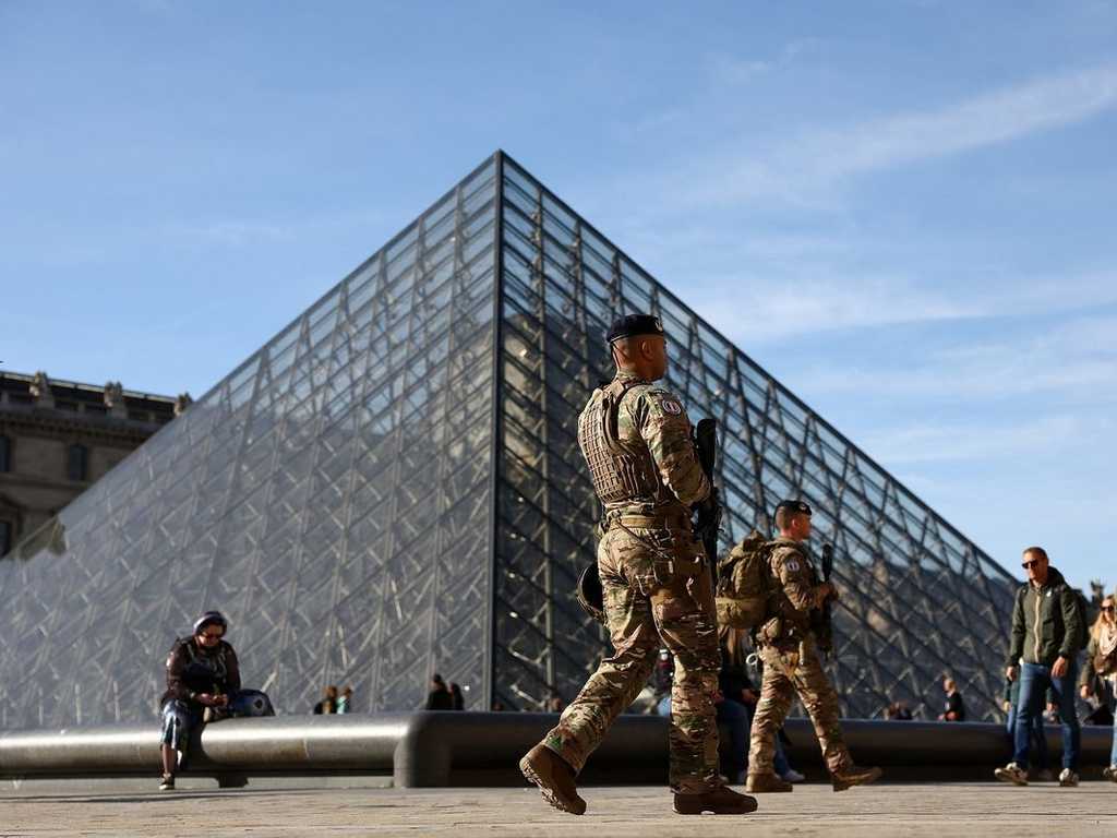 Search image article