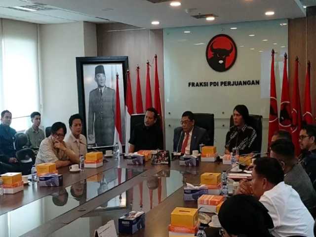 Search image article