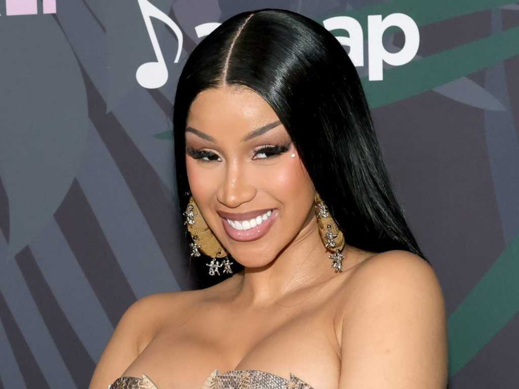 Cardi B umumkan daftar kolaborator album baru, 'Am I the Drama?'