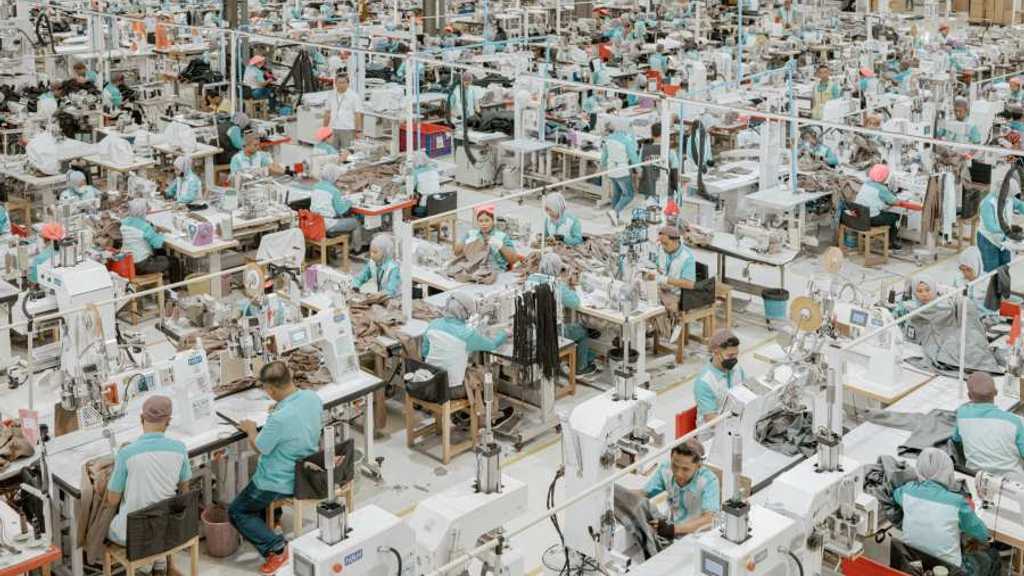 Tarif AS Hantam Asia: Manufaktur Korsel-Jepang Loyo, Indonesia-Thailand Justru Melesat