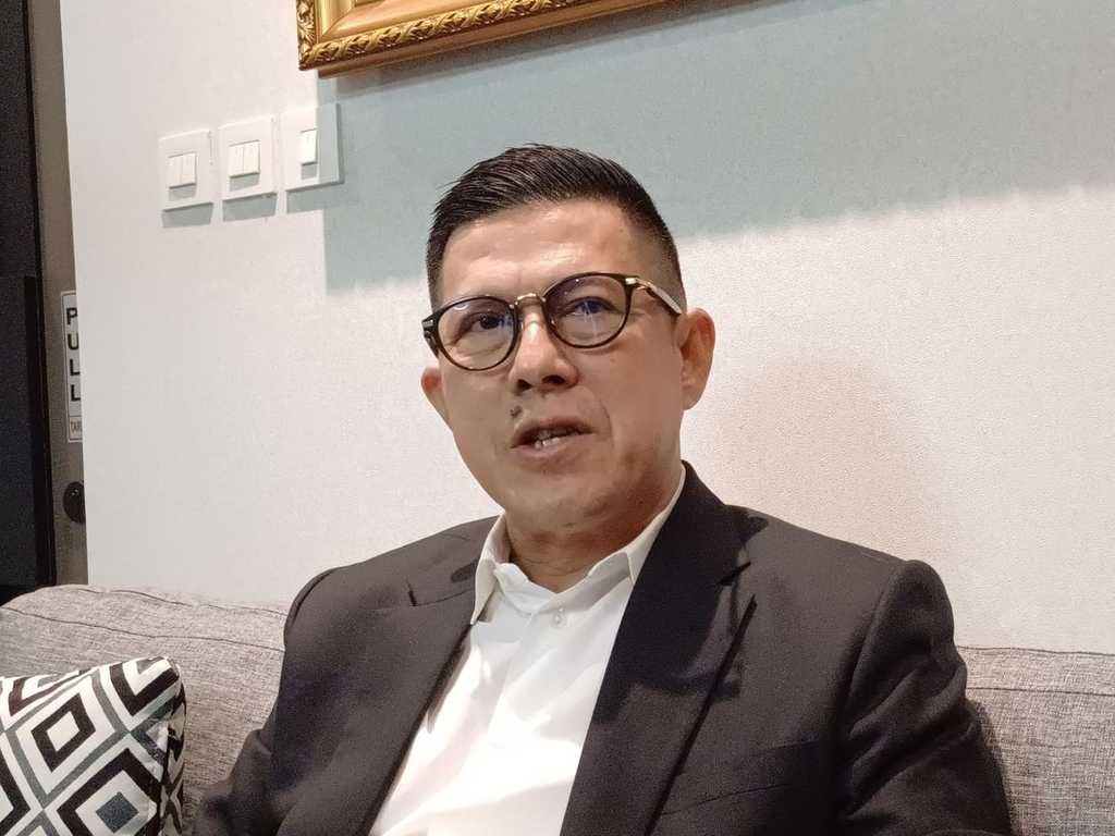 Anggota DPR sentil pejabat pakai strobo dan sirene