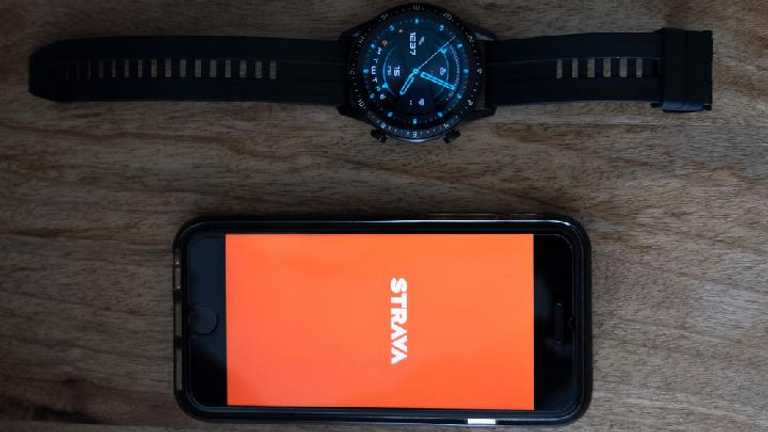 Strava Gugat Garmin: Fitur Segments & Heatmaps Diduga Langgar Paten