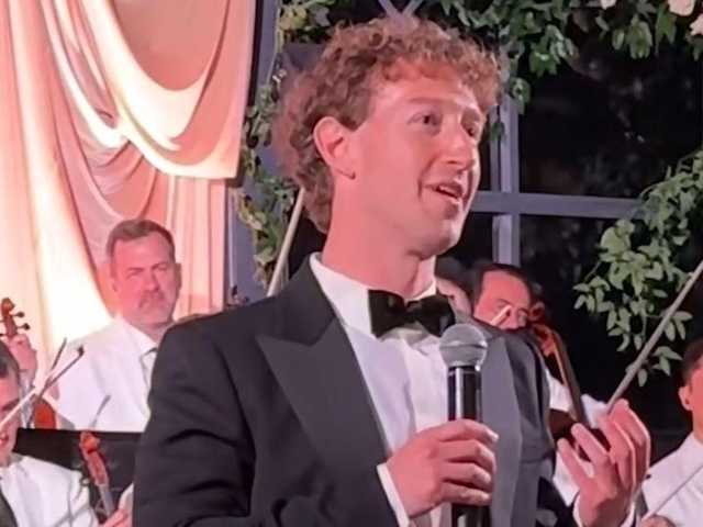 Mark Zuckerberg Ramal: Kacamata Pintar Akan Geser Dominasi Smartphone