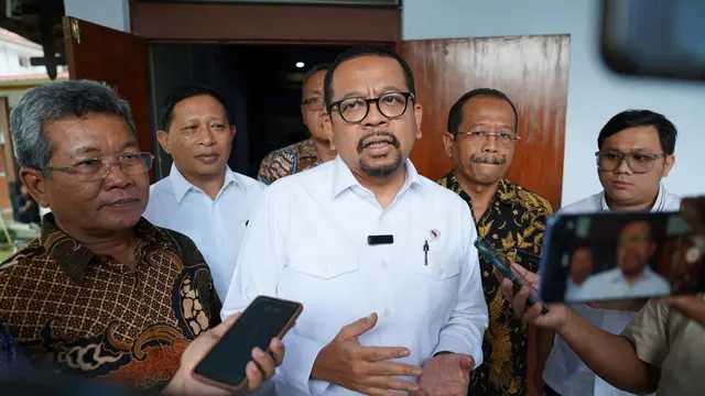 KSP Kaji Kebijakan Impor BBM Satu Pintu Melalui Pertamina