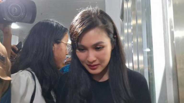 Sandra Dewi Cabut Gugatan, Relakan 88 Tas Mewah dan Deposito Disita