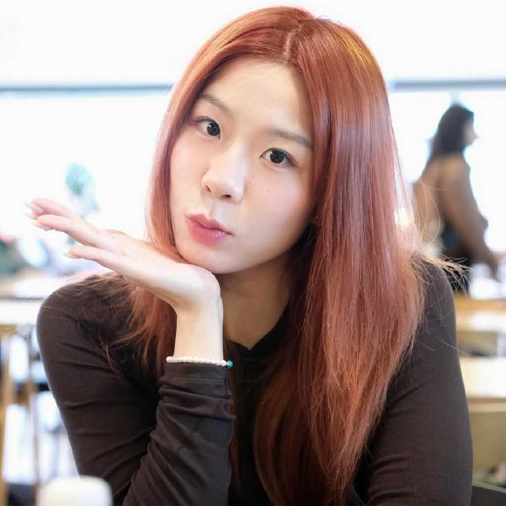 Juara Dunia Bulu Tangkis Chen Tang Jie Heboh, Repost Foto Cantik Jia Yi Fan