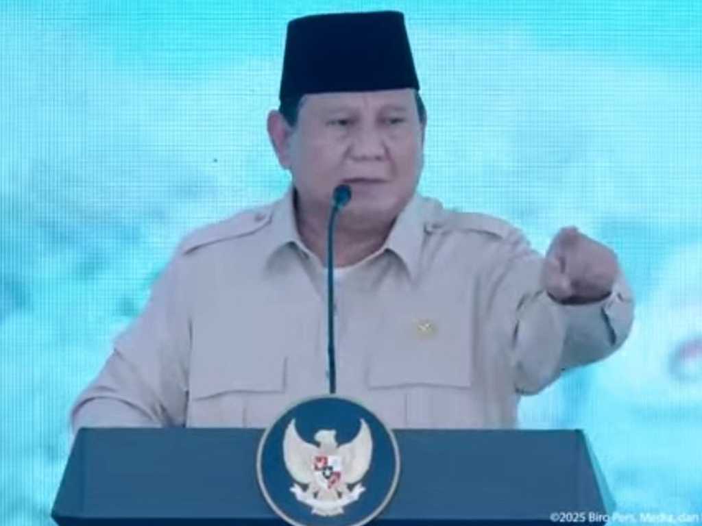 Prabowo Beri Tiga Tugas Berat ke Kapolri: Berantas Narkoba, Penyelundupan, Judol