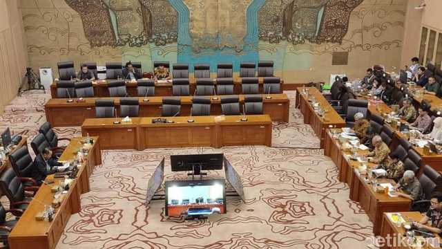 DPR Selidiki Pelanggaran Pipa Gas Jadestone, Kompensasi Lahan Belum Tuntas