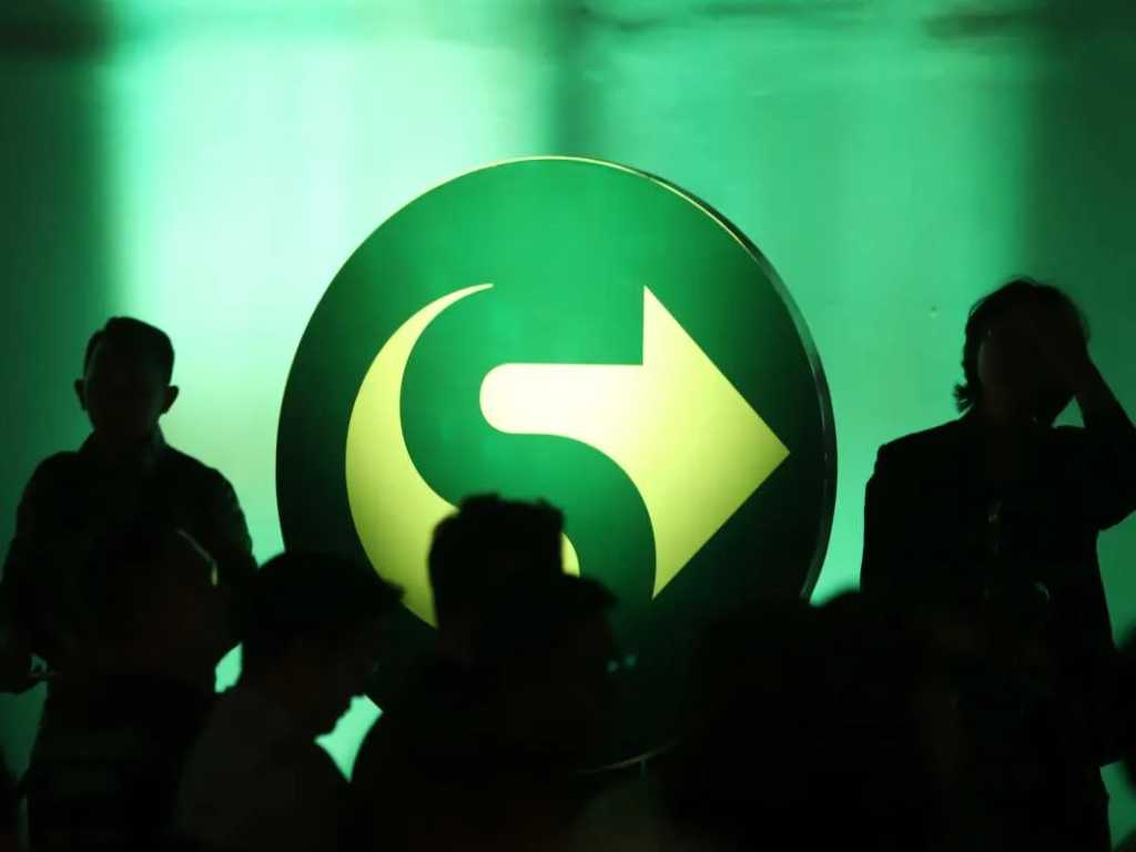 Search image article