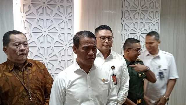 Mentan Amran: Rp20 Triliun Disiapkan untuk Bibit & Pakan Peternak