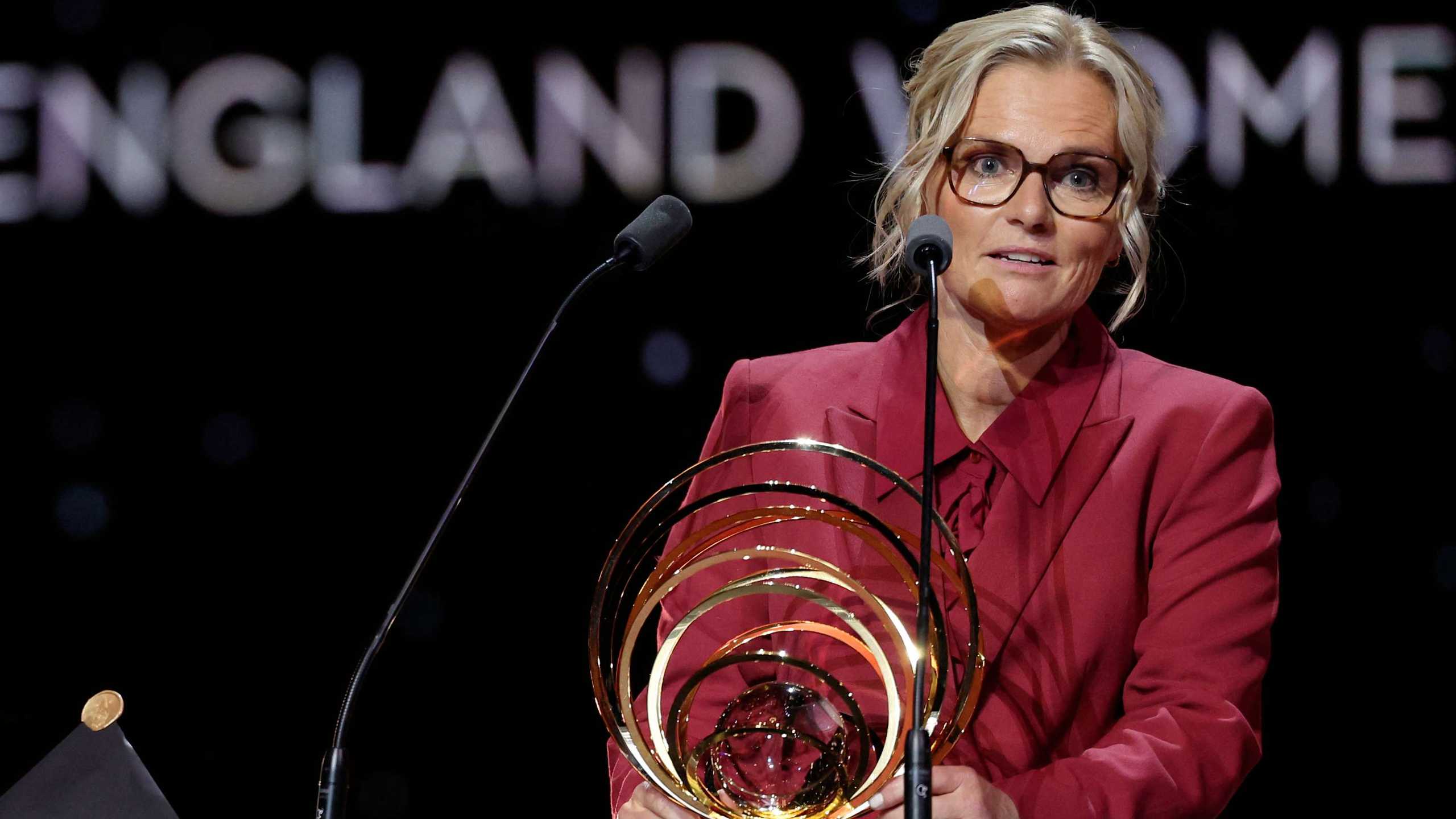 Luis Enrique & Sarina Wiegman dinobatkan pelatih terbaik Ballon d'Or, ukir sejarah