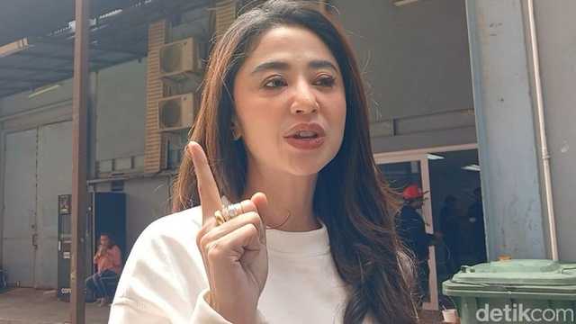 Dewi Perssik Geram: Ancam Polisikan Penyebar Hoax Usir Irish Bella