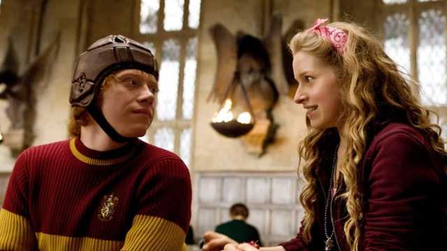 Aktris Harry Potter Jessie Cave dilarang ikut konvensi karena OnlyFans