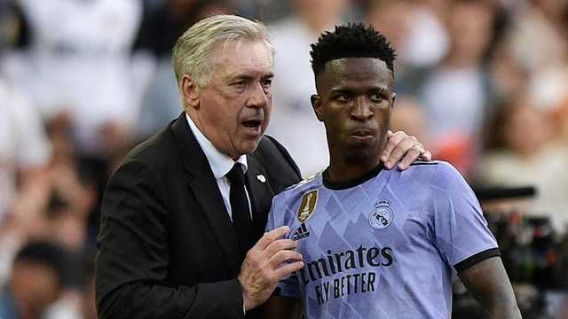 Insiden El Clasico: Ancelotti Tegur Vinicius Usai Marah ke Xabi Alonso