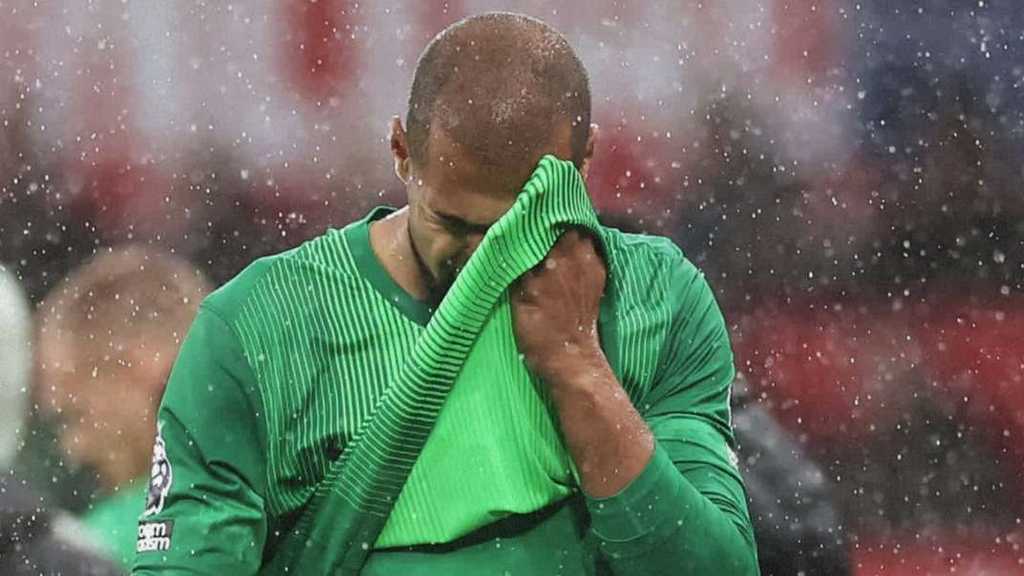 Chelsea telan kekalahan perdana musim ini setelah kartu merah awal