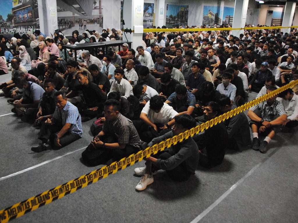 Search image article