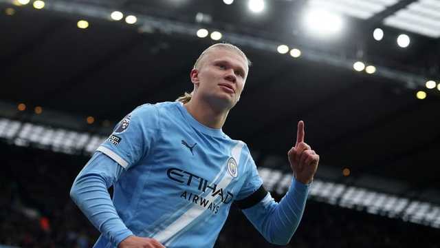 Erling Haaland cetak dua gol, Manchester City hajar MU 3-0