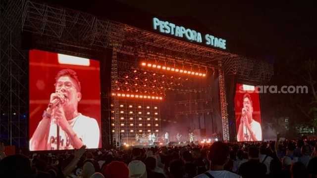 Kangen Band Guncang Pestapora 2025 dengan Hits Sheila On 7, Dodhy Minta Maaf Latihan Cuma 2 Hari!