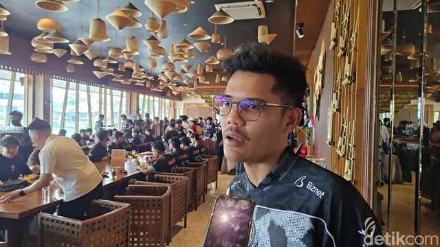 FFWS Global Finals: Evos Divine & RRQ Kazu Ungkap Lawan Terberat Mereka