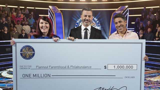 Alumni The Office menangkan $1 juta di 'Who Wants to Be a Millionaire'