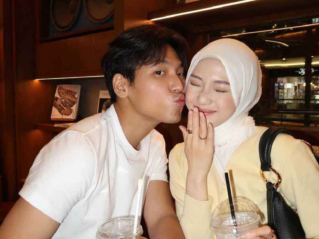 Julia Prastini Minta Maaf Terbuka, Akui Isu Perselingkuhan Viral