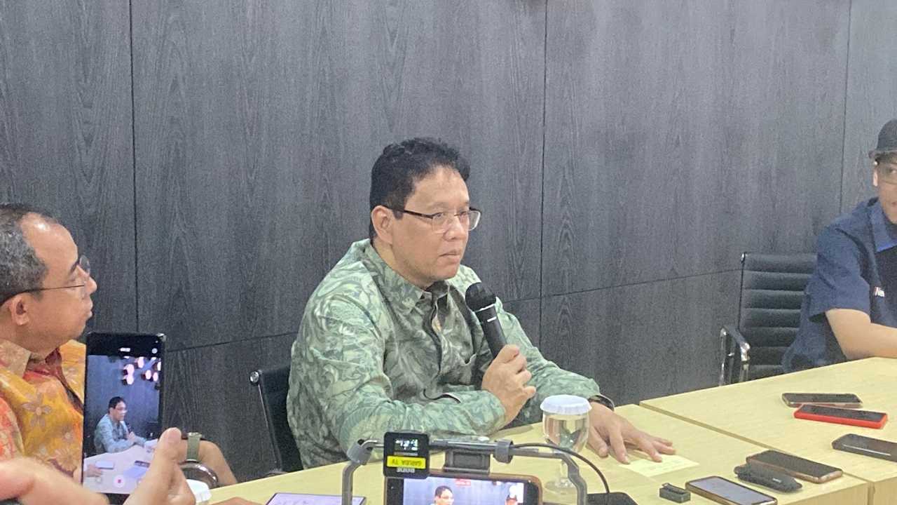 Search image article