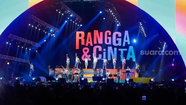 Nicholas Saputra Kejutkan Penonton, Hadir di Drama Musikal "Rangga & Cinta"