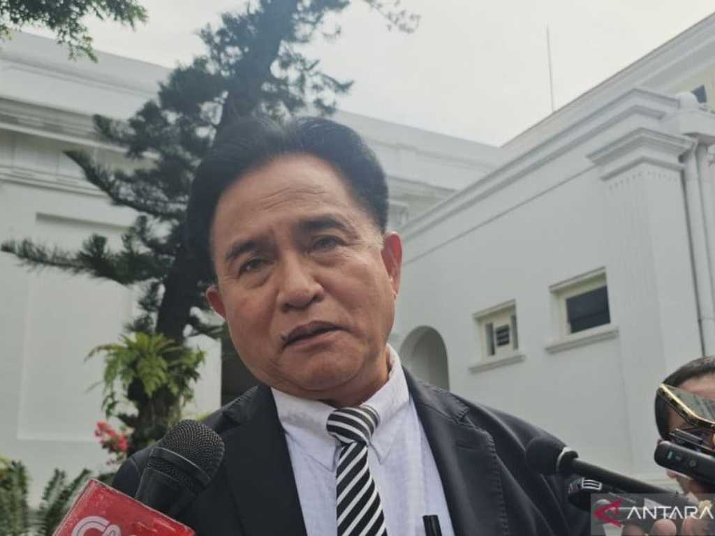 Yusril: Presiden Berwenang Penuh Ganti Kapolri Sesuai UU