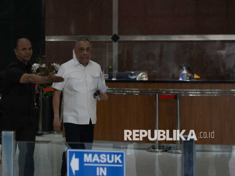 DPR desak KPK umumkan tersangka korupsi kuota haji