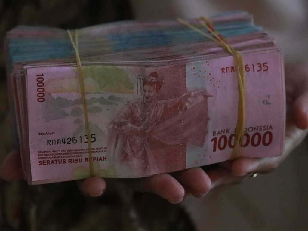 Ekonom INDEF: Redenominasi Rupiah Terancam, Nilai Tukar USD Jadi Kunci