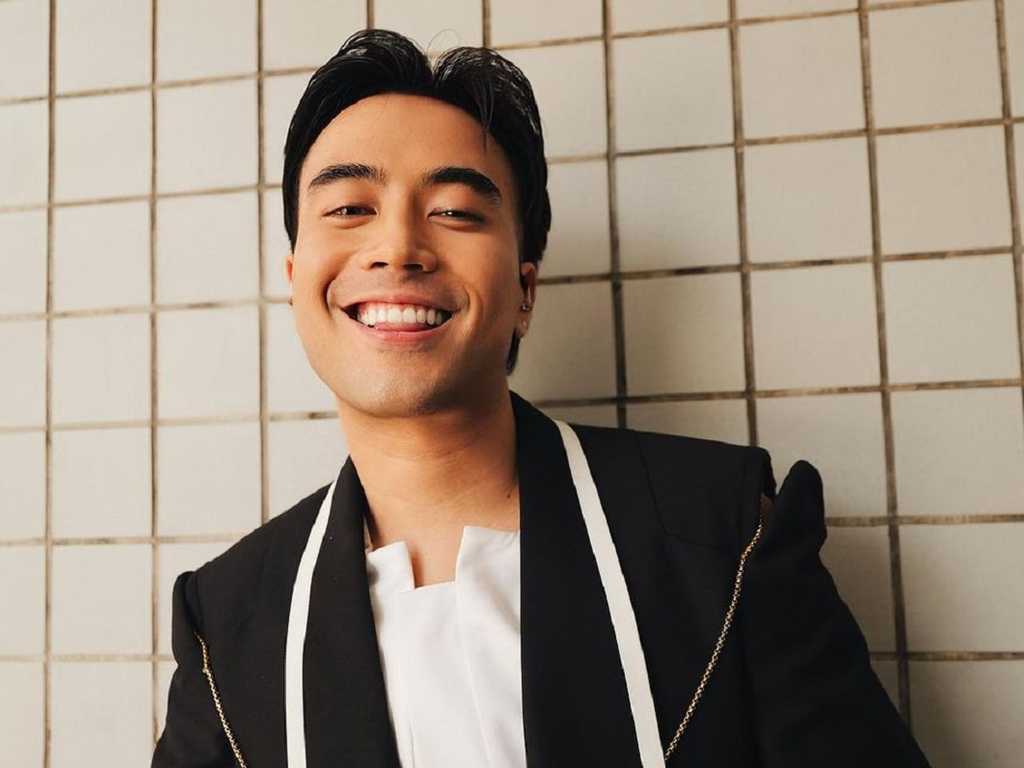 Search image article