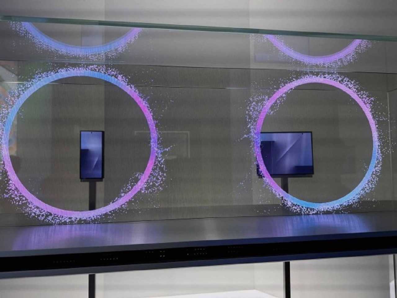 Samsung Pamerkan Ponsel Lipat Tiga, Layar 10 Inci Jadi Sorotan