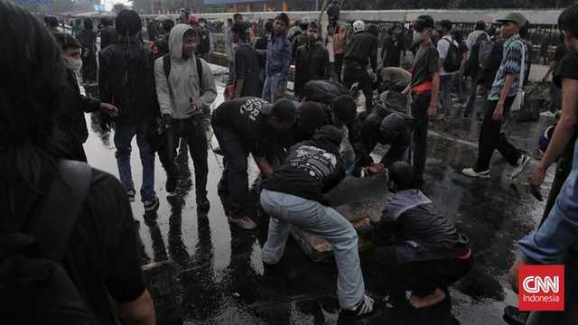 Search image article