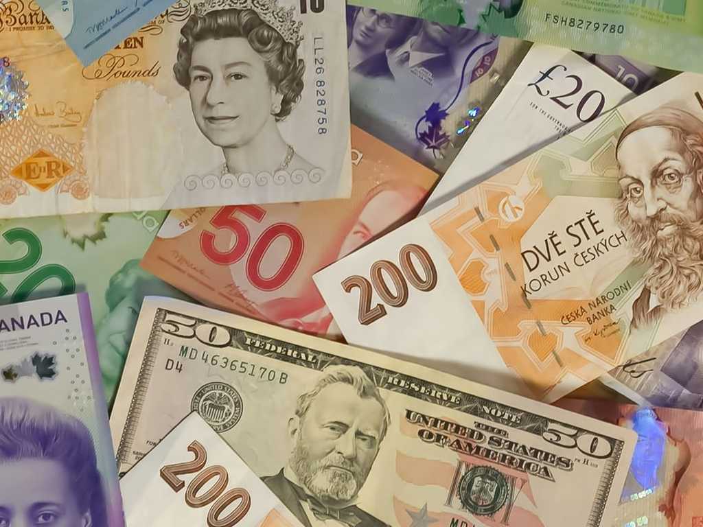 Penyanyi AS Tak Sadar Dinikahi Sultan Malaysia, Kini Gugat Cerai