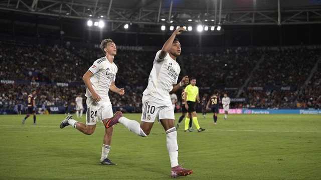 Kylian Mbappe cetak gol di 4 laga beruntun, puncaki top skor La Liga
