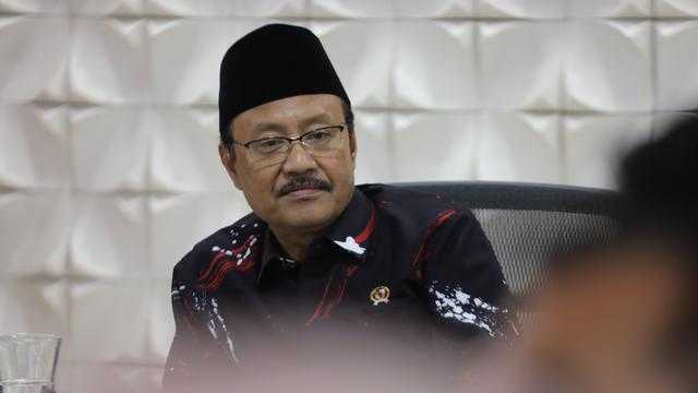 Gus Ipul: Usulan Soeharto Pahlawan Nasional Bukan Keputusan Pribadi