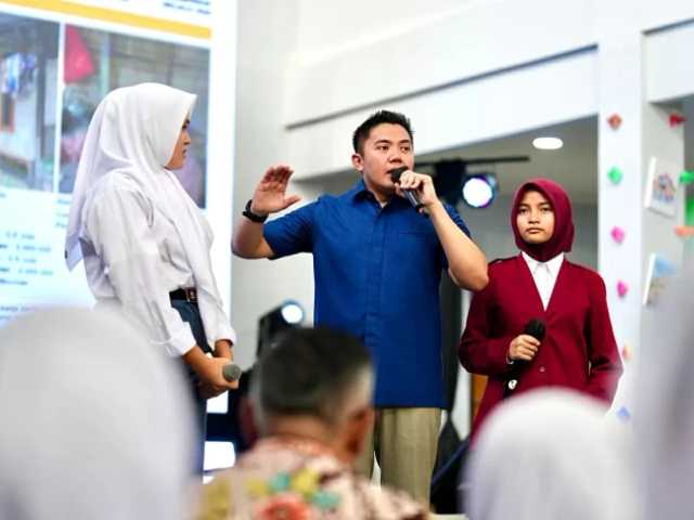 Search image article