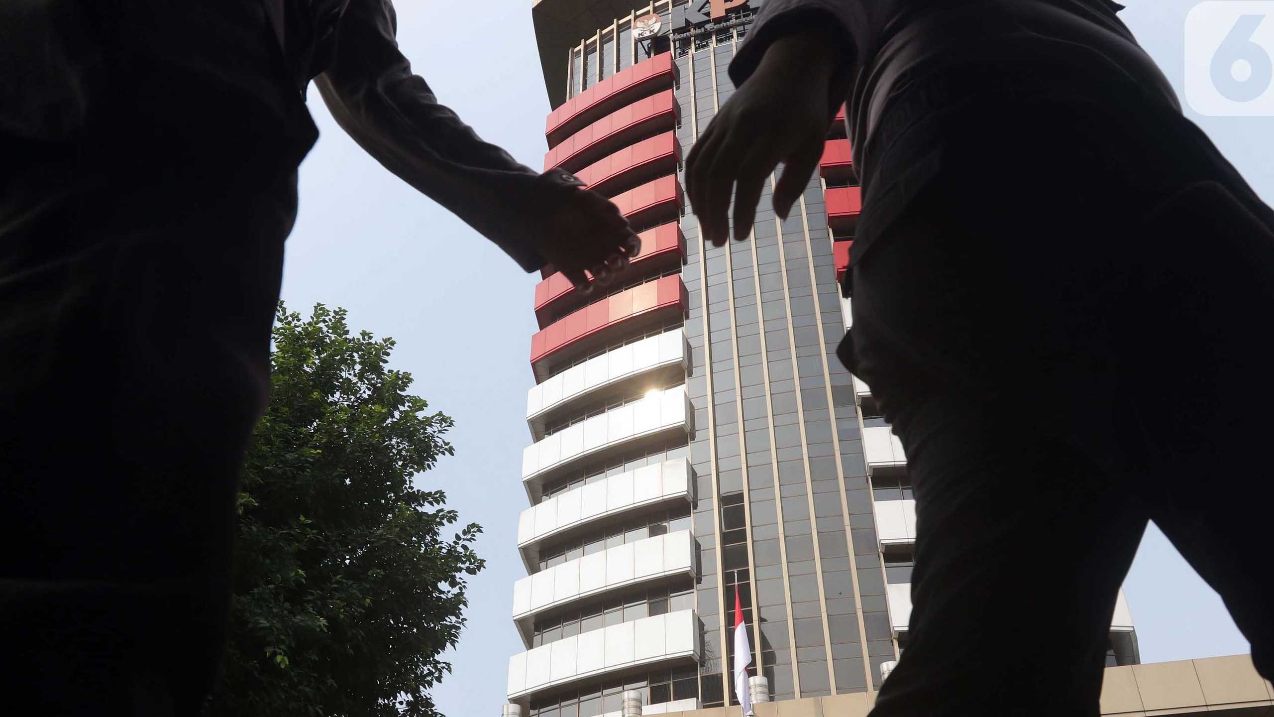 Search image article