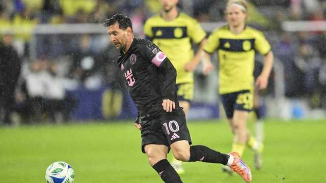 Nasib Berbeda Messi dan Ronaldo: Cetak Gol, tapi Hasilnya...