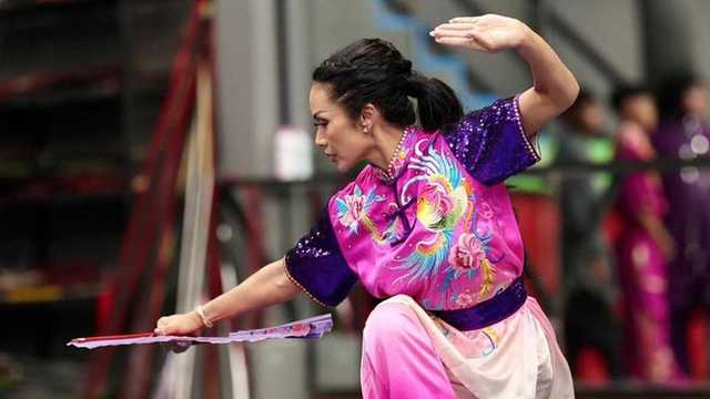 Krisdayanti, Penyanyi Kondang, Raih Perak di Kejuaraan Dunia Wushu