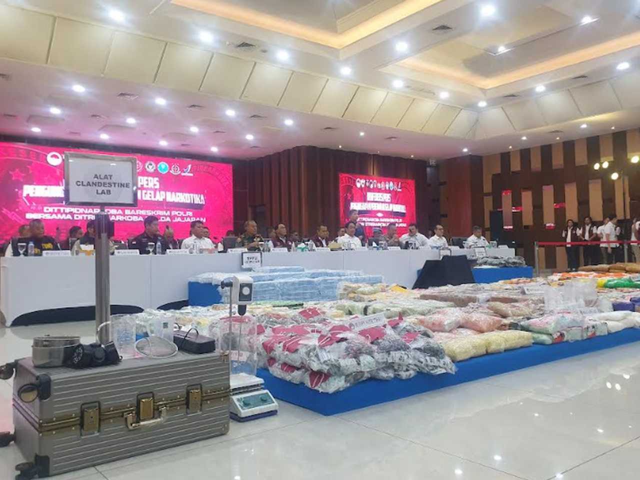 Search image article