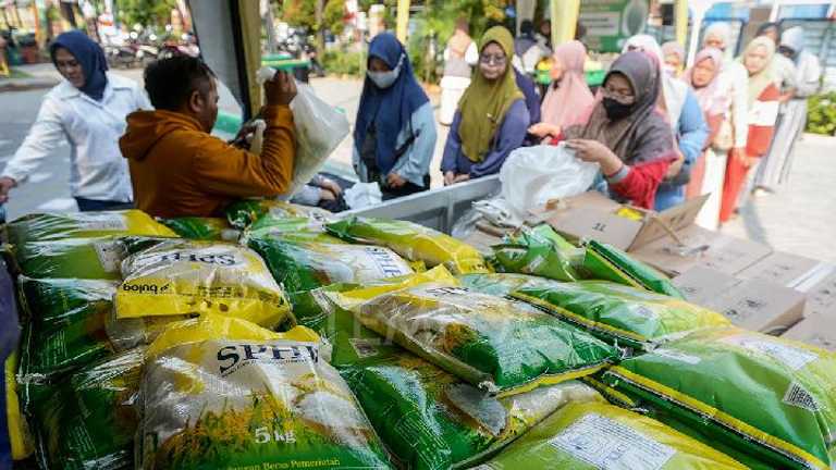 Bapanas Masifkan Penyaluran Beras SPHP di Ritel Modern, Sasar 214 Daerah Harga Melonjak