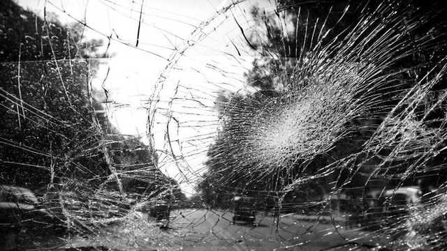 Bus PO Haryanto terguling di Tol Semarang-Batang, diduga karena ban selip, 3 tewas