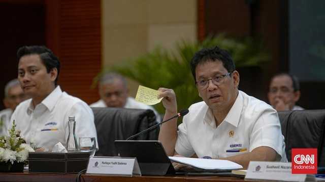 Menkeu Purbaya ambil alih uang pemda yang menganggur