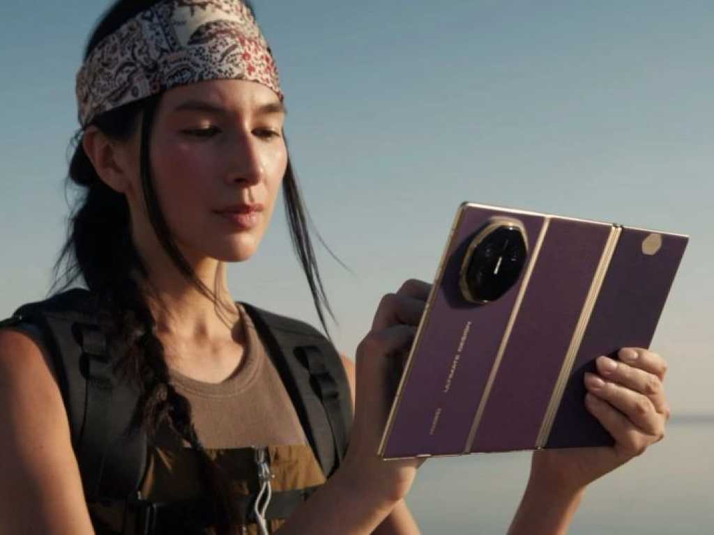 Huawei Mate XTs Meluncur, Ponsel Trifold Kedua Dunia Bawa Chip Kirin 9020