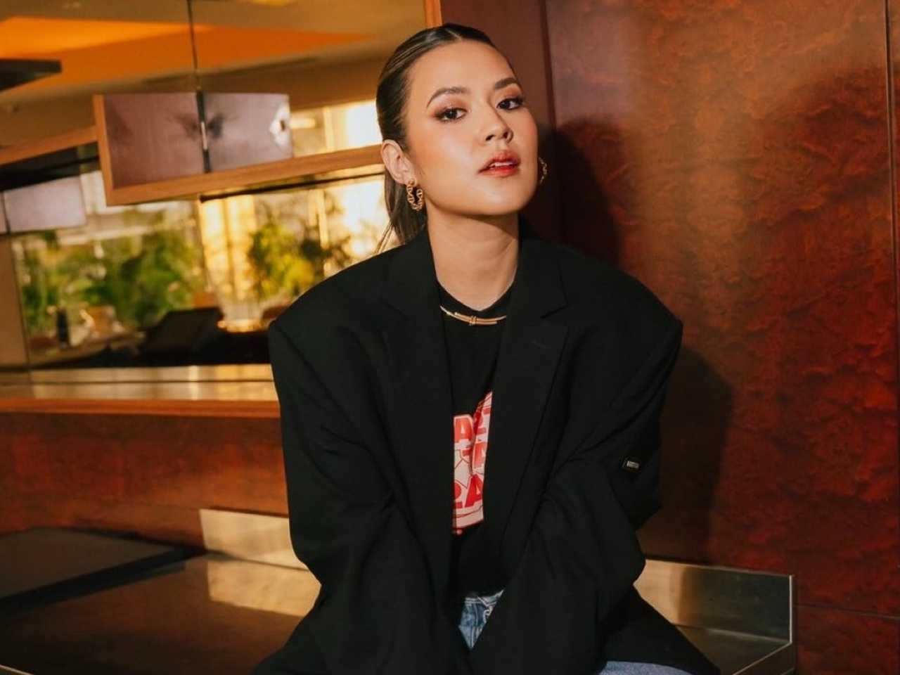 Search image article