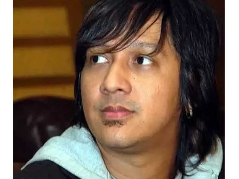 Andre Taulany Resmi Cerai: Syukur dan Nostalgia Gaya Stinky