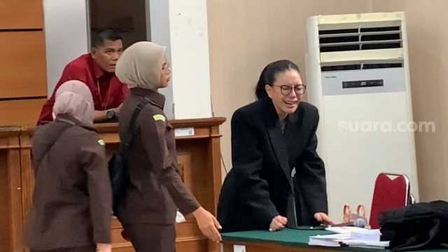 Terungkap! Nikita Mirzani Diduga Peras Melvina Husyanti Rp15 Miliar