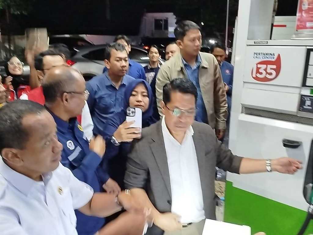 Search image article