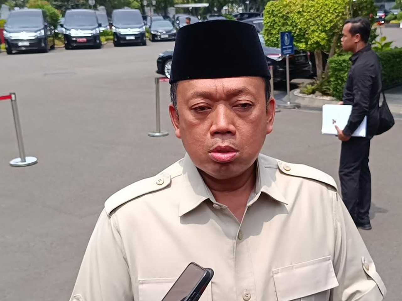 Search image article